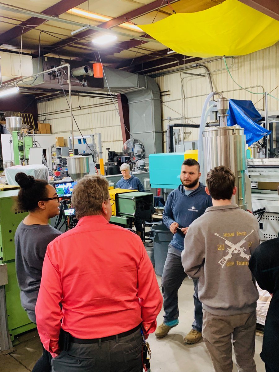WepcoPlastics's tweet image. Getting excited for the @EAMAinc Film Festival! Looking forward to seeing how the students from @VinalTechHS have captured What&apos;s So Cool About Manufacturing! #EAMYS #WepcoOnFilm #VinalTech