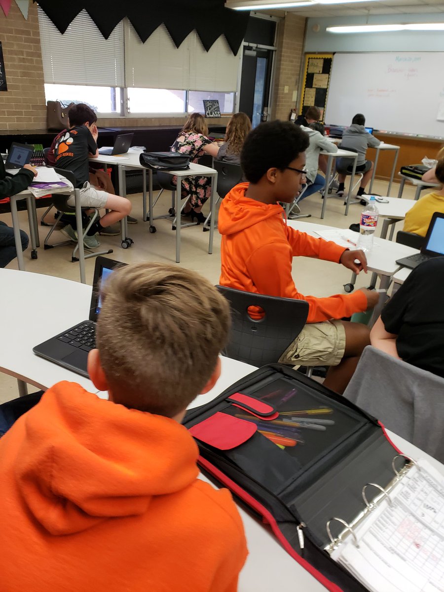 What's happening in Middle School Science? Plate Tectonics in 6th grade, catastrophic events in 7th grade and reviews for benchmark! Way to go Hubbard!