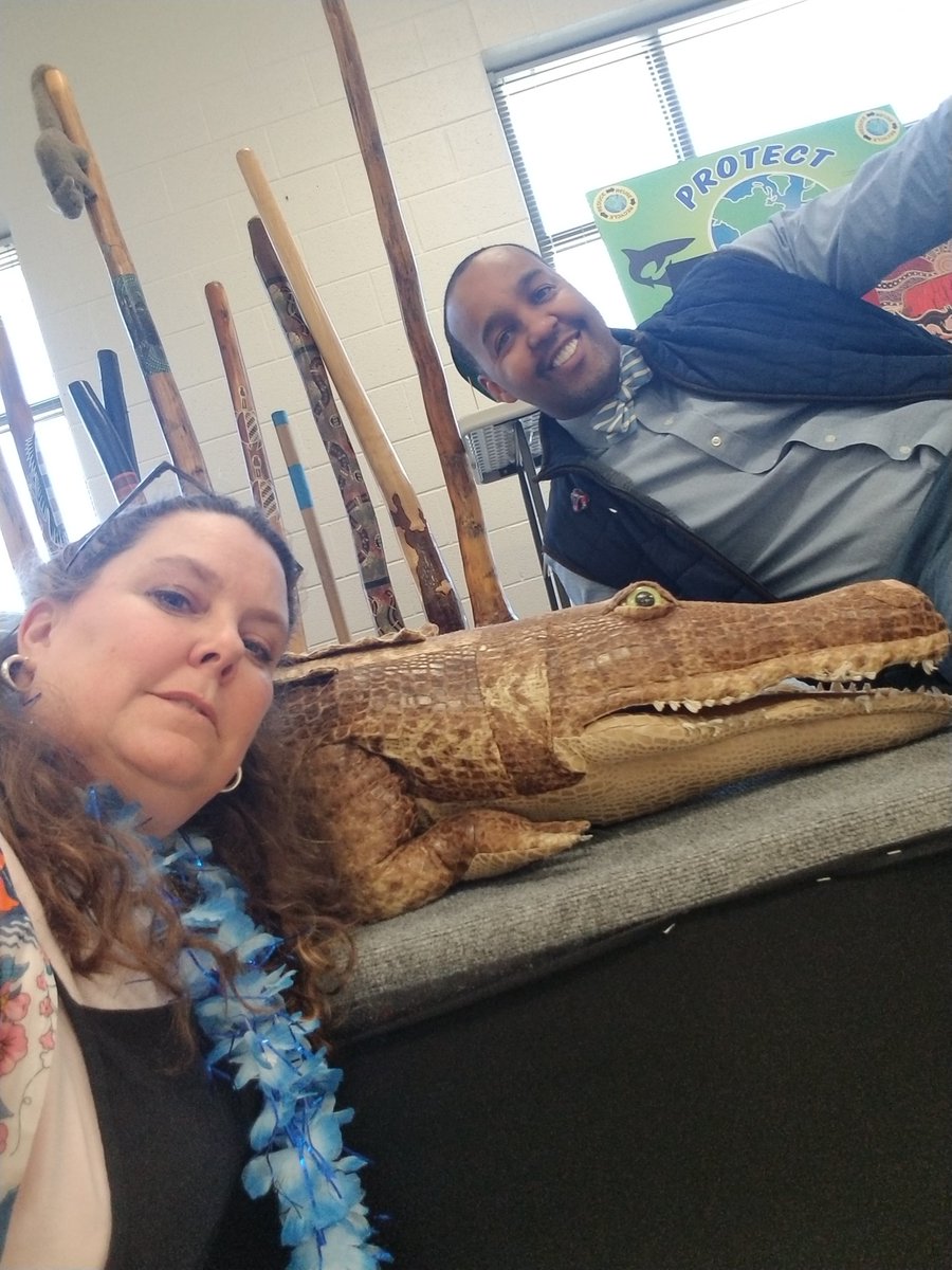 WallaceMathLife's tweet photo. Time for the Didgeridoo at Northbrook! So much fun for all of us in the 6th grade! @Northbrook_MS #NMS_LIONS #OneRidge #lovemyjob #learningisfun https://t.co/Vs9sf428aA