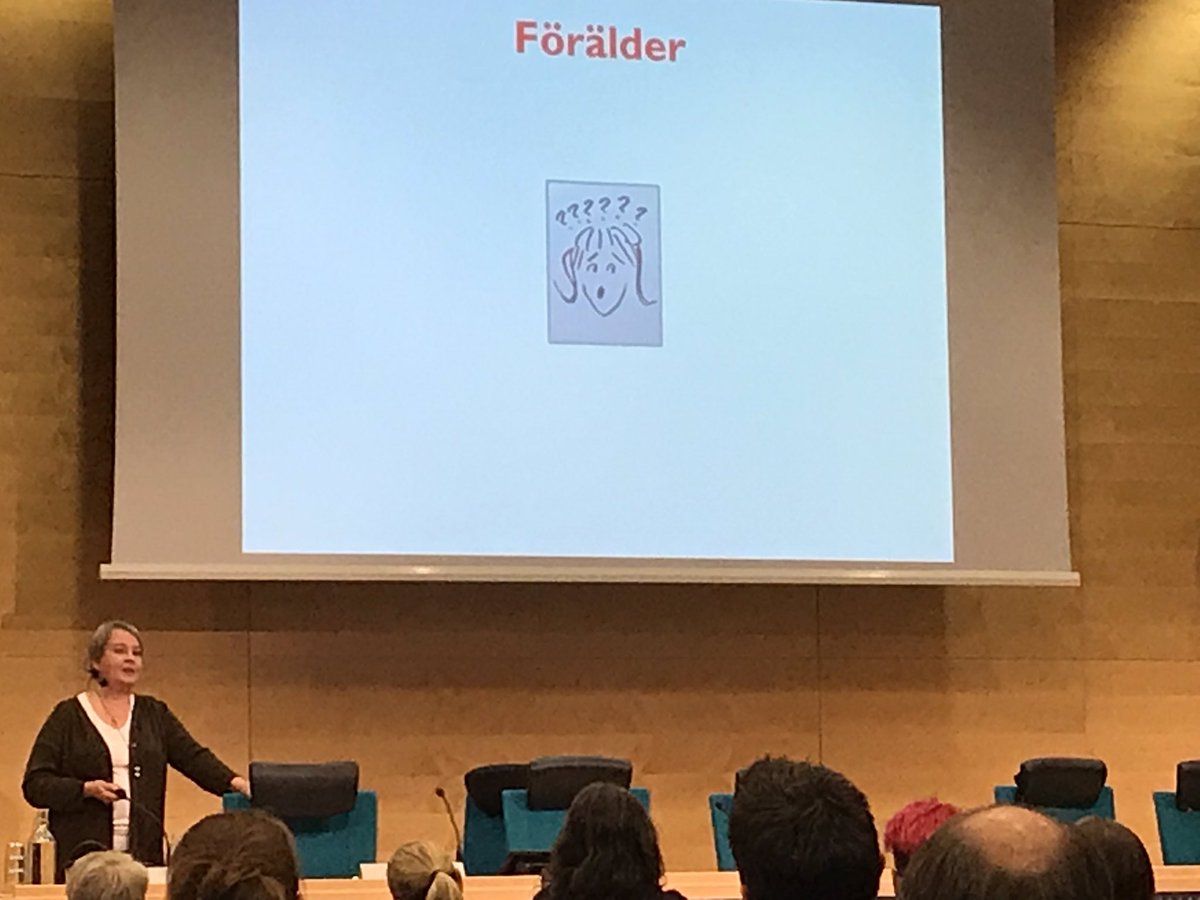 NTsolskol's tweet photo. Nu föräldrakväll med fokus skolfrånvaro tillsammans med Aggie Öhman. Viktiga samtal. https://t.co/TO28w6x3S6