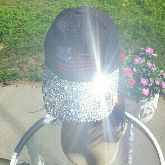 starmoon1836's tweet photo. DESIGNER "LESLEY JOY" NEW SPRING LINE OF SWAROVSKI CRYSTAL BLING HATS! #BridalBlingHats #Bachelorette #FourthofJuly #FauxLambSkinBaseballHat #BridalCowboyhats #Disney #CRYSTALICECAPS #DesignerCaps #EASTERBLINGHATS #VENTURA https://t.co/mvBfV46LOD