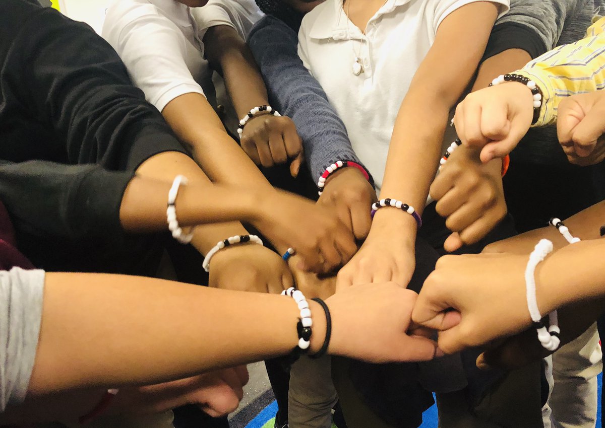 shadowbriares's tweet photo. This week in Technology our students are using binary codes to master computer language! We’re adding fun by creating initial bracelets😃
#techfun
#binarycoding
#woof https://t.co/TzEcXmaGxT