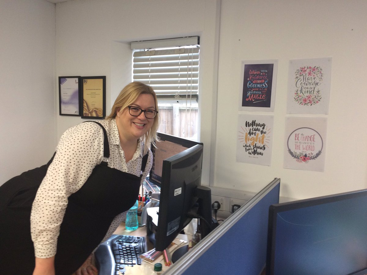 LoisFarquharson's tweet photo. Well, finally I get a chance to tweet about #InternationalDayOfHappiness2019 - I was out & about in meetings all day. Here are my #BUhappy snaps! π https://t.co/5BaoLeTmV0