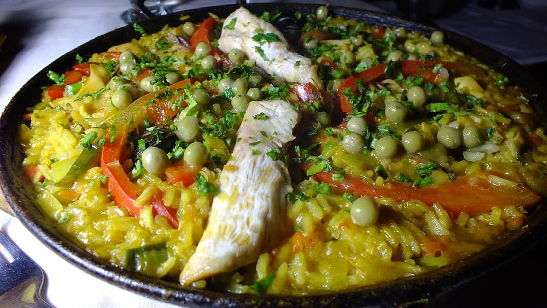 bodegondsevilla's tweet photo. Deleitate😍 y disfruta del verdadero placer de la gastronomía española en el Bodegón de Sevilla.🇪🇸💕

📍En Maracay somos los expertos en comida española e Internacional! ¿Cuando nos visitas? .🤔 https://t.co/2sAyuF8U1P