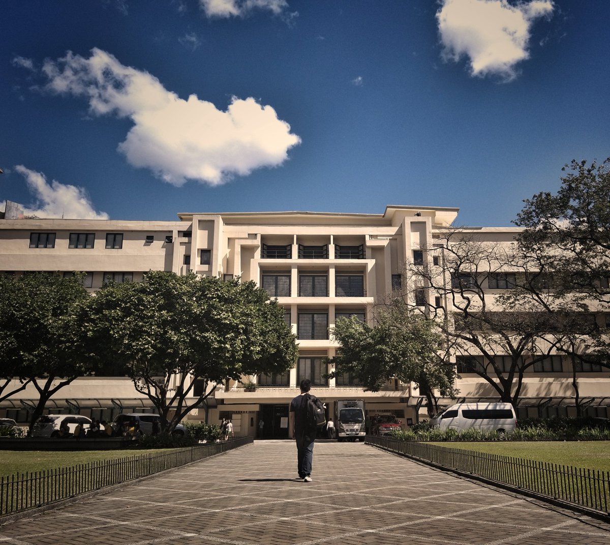 drew_bchlr's tweet photo. Sa mata ng isang alumnus
#FEU #tamaraws #fareasternuniversity #Morayta #IAS #Batch2007 #PoliticalScience
@FEUtamz @FEU_Tamaraws @FEU_CSO @TheFEUPortraits @FarEasternU @feutambayan https://t.co/ejZhCPmYg6