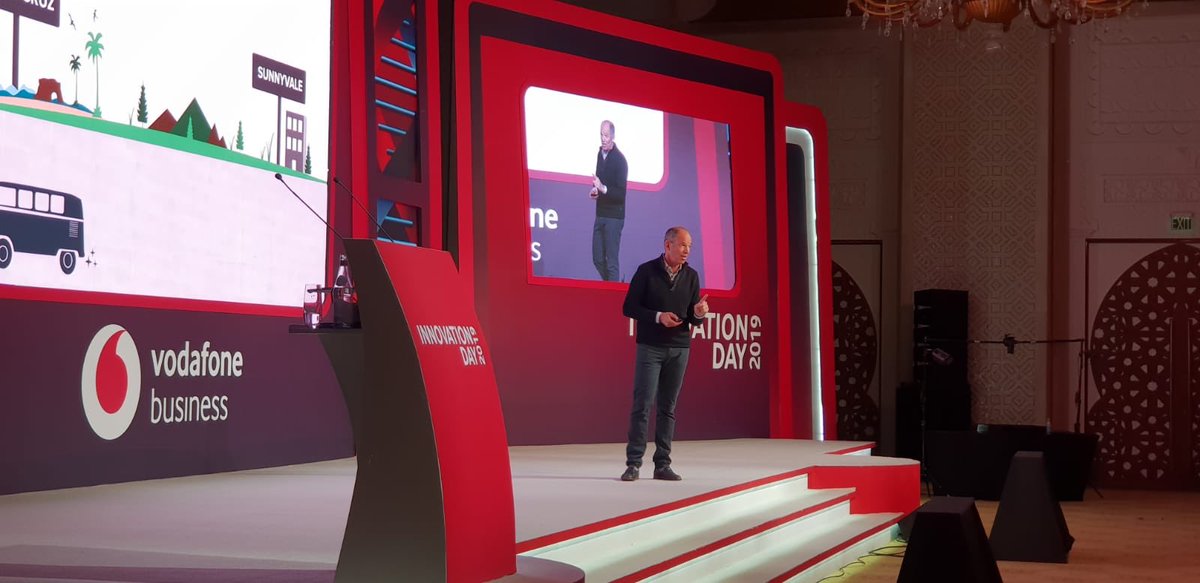 VodafoneQatar's tweet photo. Today we witnessed the power of technology and innovation in building a successful business! Catch the highlights from the event here
#InnovationIs
#VodafoneBusiness https://t.co/p5WDKU6fV0