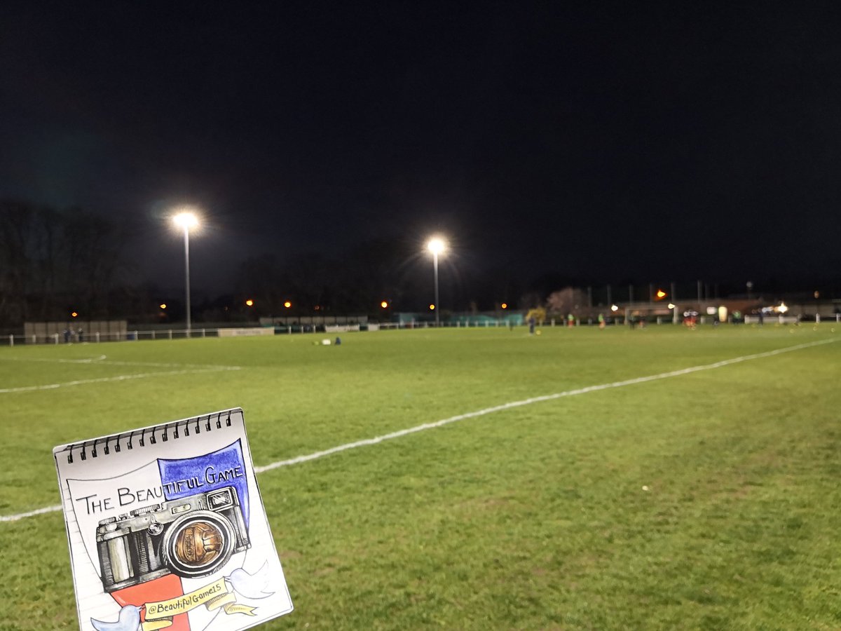 BeautifulGame15's tweet photo. Good evening from Yarnton Road, home of @FCKidlington. We're in Oxfordshire tonight, where a place in the @OxfordshireFA Senior Cup 2019 Final is at stake. @BanburyUnitedFC Vs @ardleyunitedfc - Oxfordshire FA Senior Cup Semi-Final 🏆 #NonLeague #OFASeniorCup #BeautifulGame15 https://t.co/du8dIbj7pB