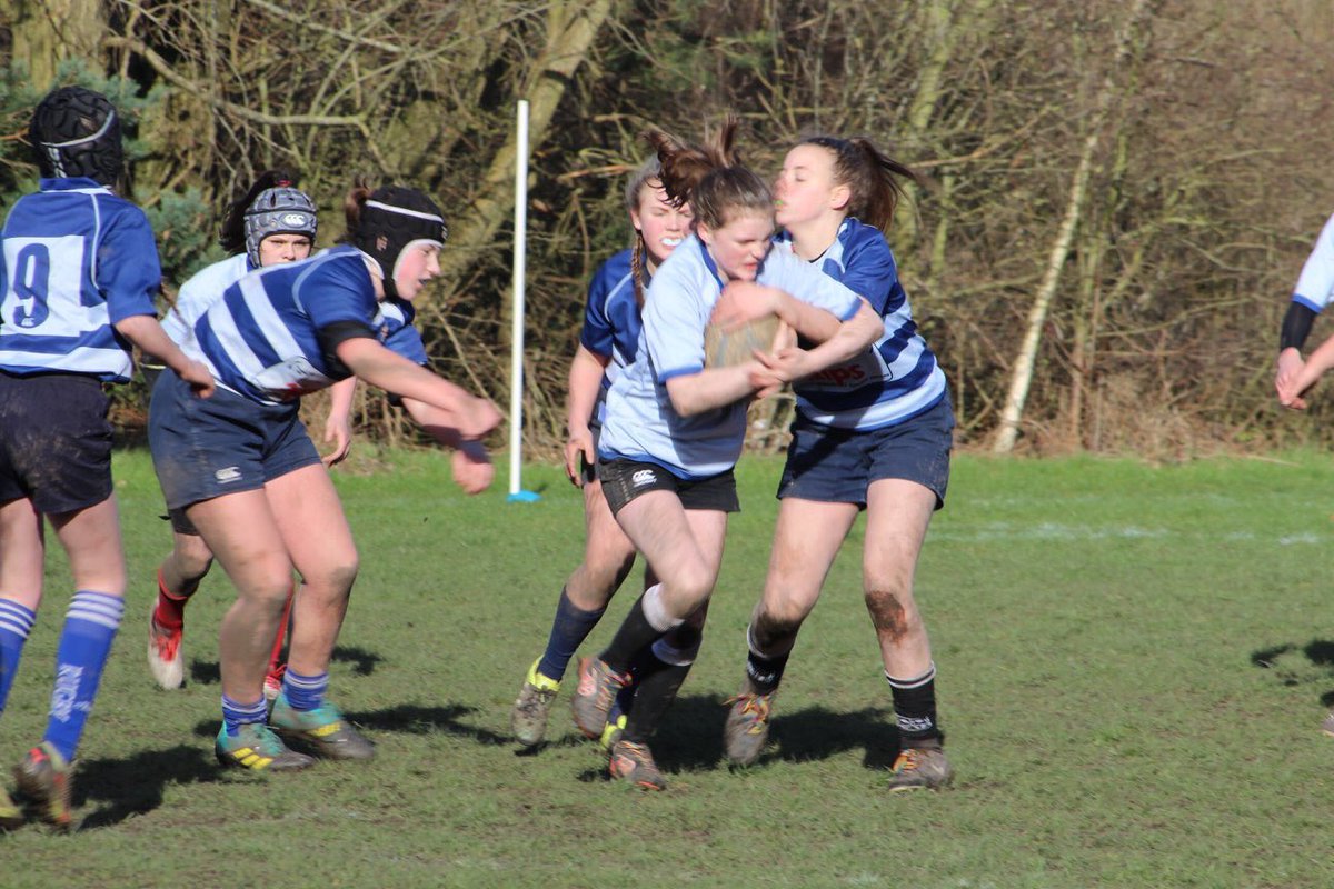 MRUFCGirls's tweet photo. You want this ball?? No way!!!! #Rugby #rugby🏉 #rugbygirl #rugbygirlsdoitbetter #rugbygirls #girlsrugby #thisgirlcan #Rugbymoments #rugbytackle #Tackle #tacklemade #womensrugby #Rugbyskills https://t.co/h6U4x1uhq5