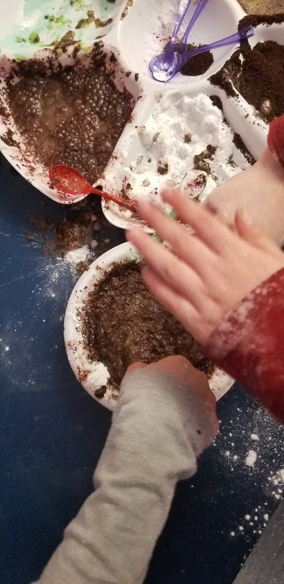 KrystineDay's tweet photo. Potions with boys  is always interesting.
#poopsoup @TLECDP @TimberleaSchool @FMPSD https://t.co/rCiFbB2Mh1