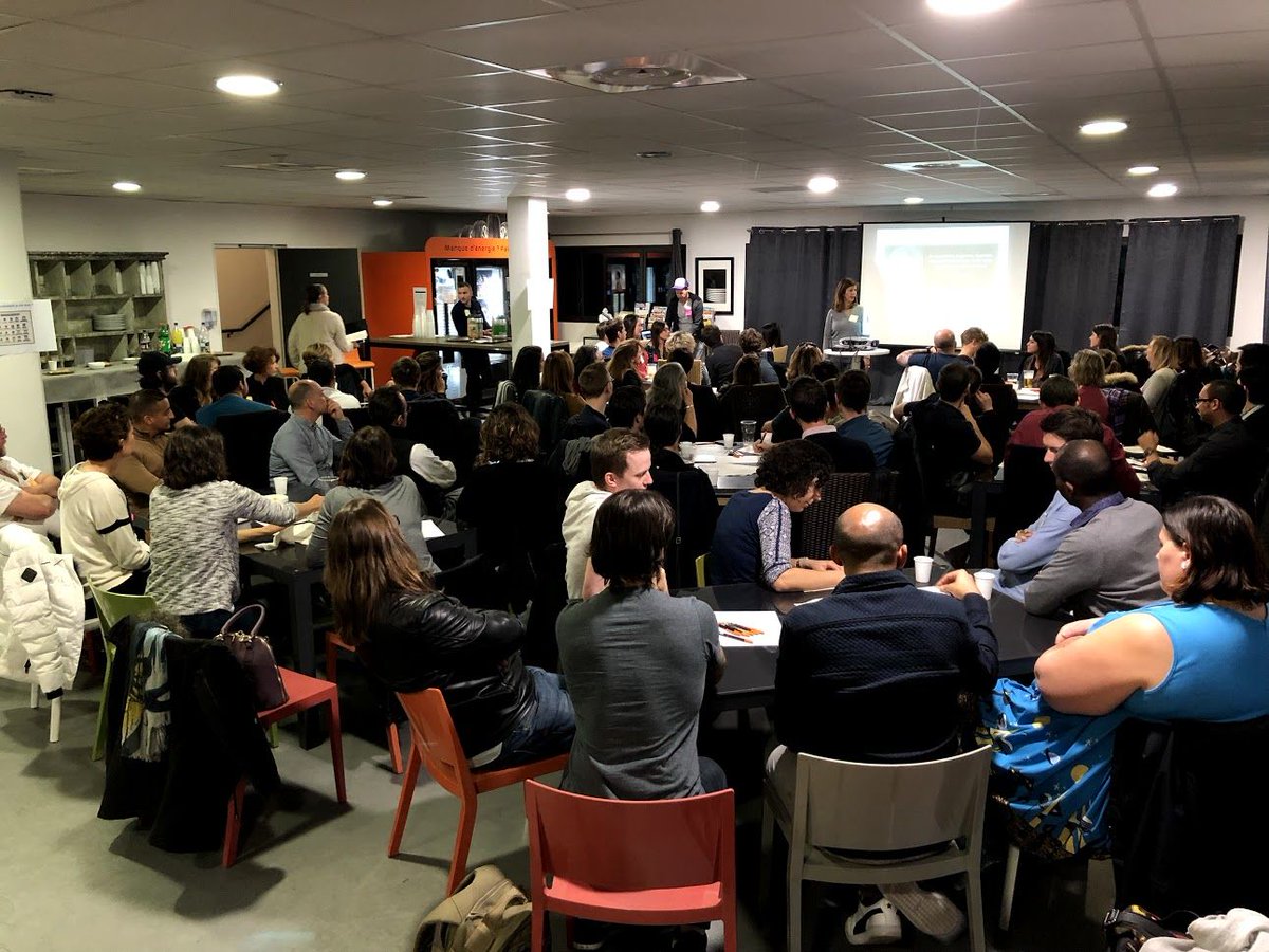 espritagile's tweet image. #agileAfterWork du 19/03 en quelques points 😊
- un sujet, la #cnv, présenté par un membre de la communauté : merci Fouzia ! ✔️ 
- un accueil au top de @allopneus_FR ✔️ 
- un record d&apos;affluence battu avec plus de 60 participants ✔️