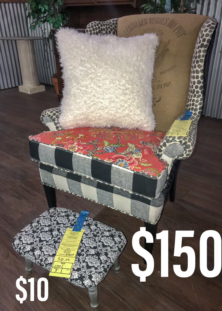 HFHSummitCounty's tweet photo. One of a kind! On sale now at #ReStore #shop #donate #support #Akron https://t.co/DFAByGDzfA