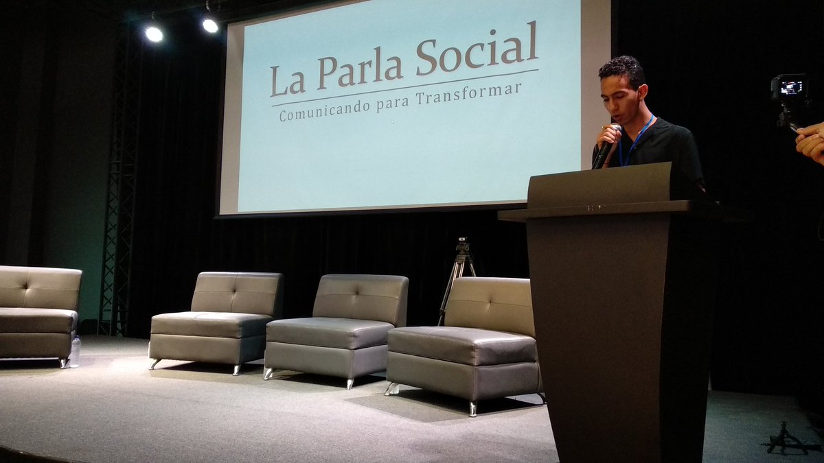 comunicaCUC's tweet photo. Iniciamos nuestro II  Conversatorio Estrategias Digitales "¿Cómo emprender en el mundo Digital?", Con la intervención de Andrés Silvera Coordinador del Colectivo de Comunicaciones "La Parla Social". #EstrategiasDigitales #CucEmprende

@UniCostaCOL https://t.co/mGsPEd9ImG