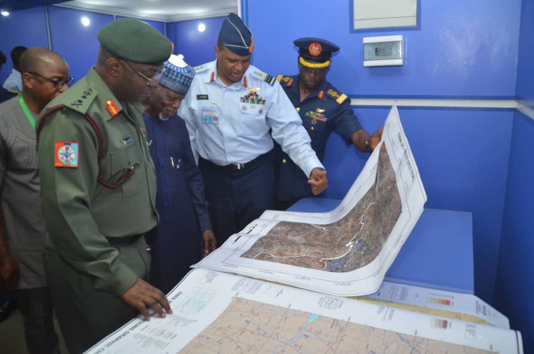 RenewedHopeUK's tweet photo. [BREAKING]

@NigAirForce has unveiled its newly established Geospatial Intelligence Data Centre (GIDC) to enhance acquisition, analysis &amp; interpretation of imagery &amp; geospatial information to provide actionable intelligence for the Armed Forces &amp; security agencies 👏👏👏 https://t.co/ZILmBibNip