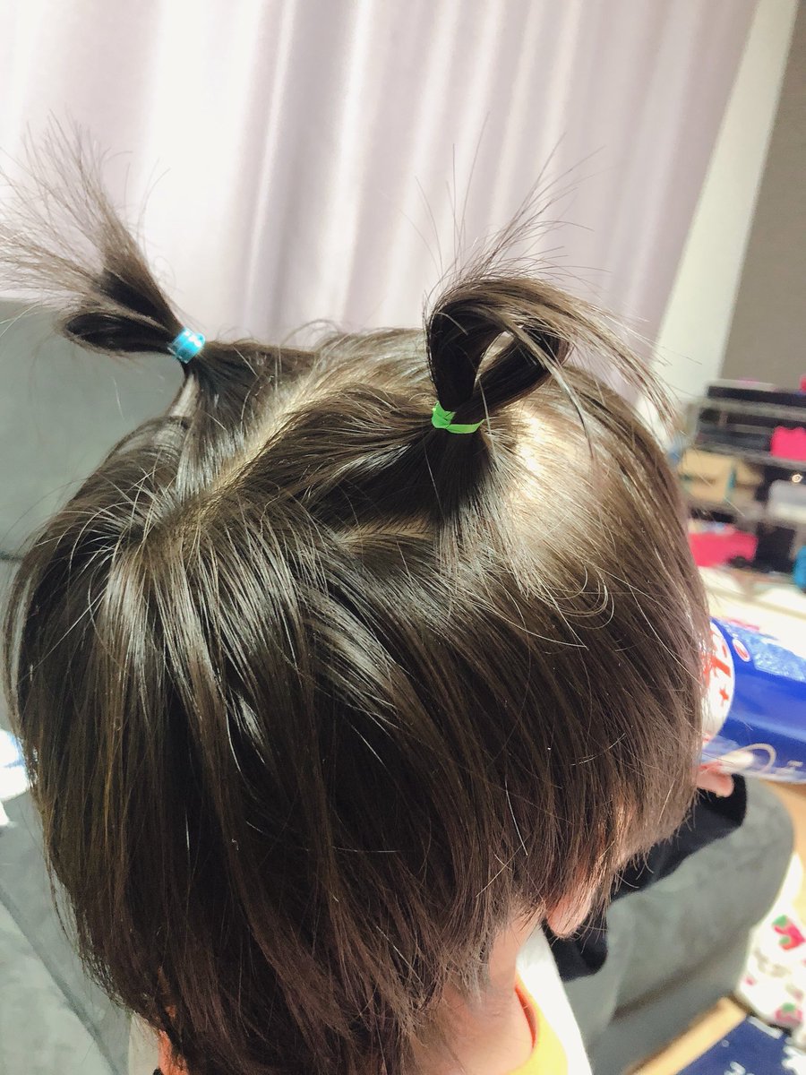 りーくん ミッキーの髪型にしてって言うから頑張ったけどこれが限界だw ミッキーヘアーでミッキーのショーを見てました