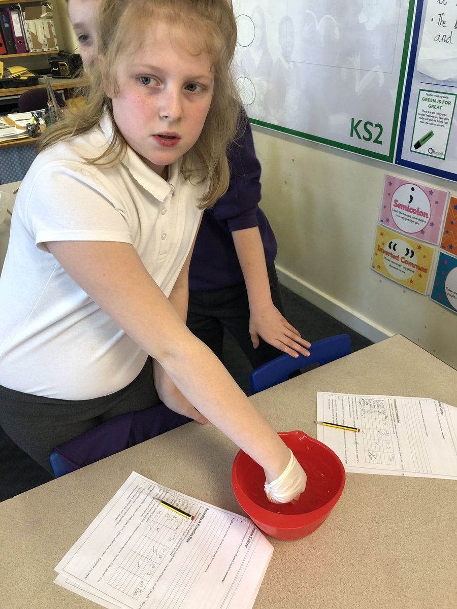 OPA_Newstead's tweet photo. A fantastic science investigation in Year 6 this afternoon - will their hypotheses stand the test? 🧬 🧪 🧬 🧪 #OPAScienceWeek #OPANGScience #primaryscience https://t.co/cw7DmsXU29