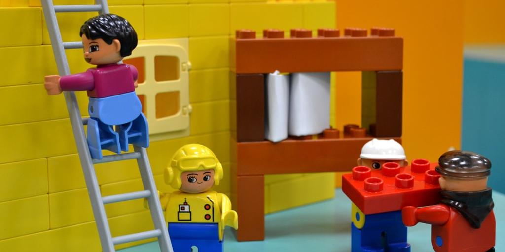 CambridgeCDBB's tweet photo. Come visit during @CamScience at @Maxwell_Centre this Saturday with your kids to helps us construct a CDBB @Lego city to demonstrate how a #PlatformApproach to design https://t.co/Q96saqfZxx #construction #STEMCareers #CamSciFest #dfma https://t.co/KimT7fQCGV