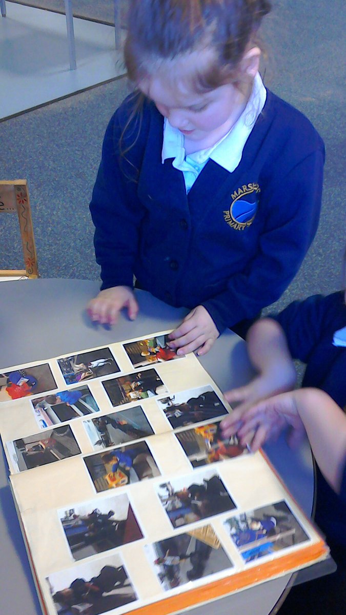 ThorpMiss's tweet image. We enjoyed looking at photos of our class!
#eyfsreading #eyfsmps #eyfs #reading #loveofbooks