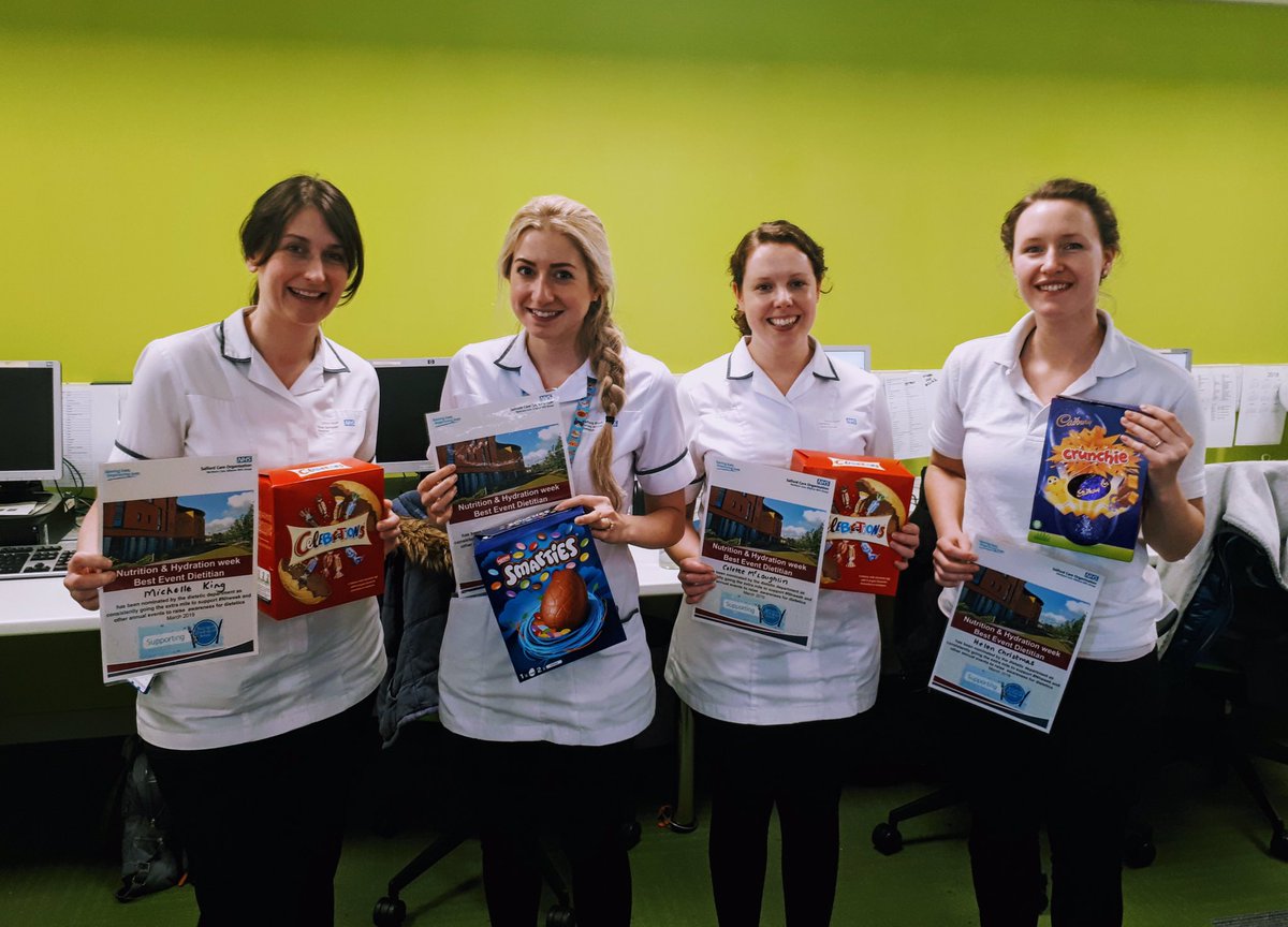 KateGrimshaw3's tweet photo. Nutrition and Hydration week @SRFTDietitians @SalfordRoyalNHS was an amazing team success. Photo of dietetic nutrition/hydration champions... Also thanks to @DietitianNV @kirstine_farrer @NHWeek #WhatRDsdo ππΌ https://t.co/1wqp7Sfhhp