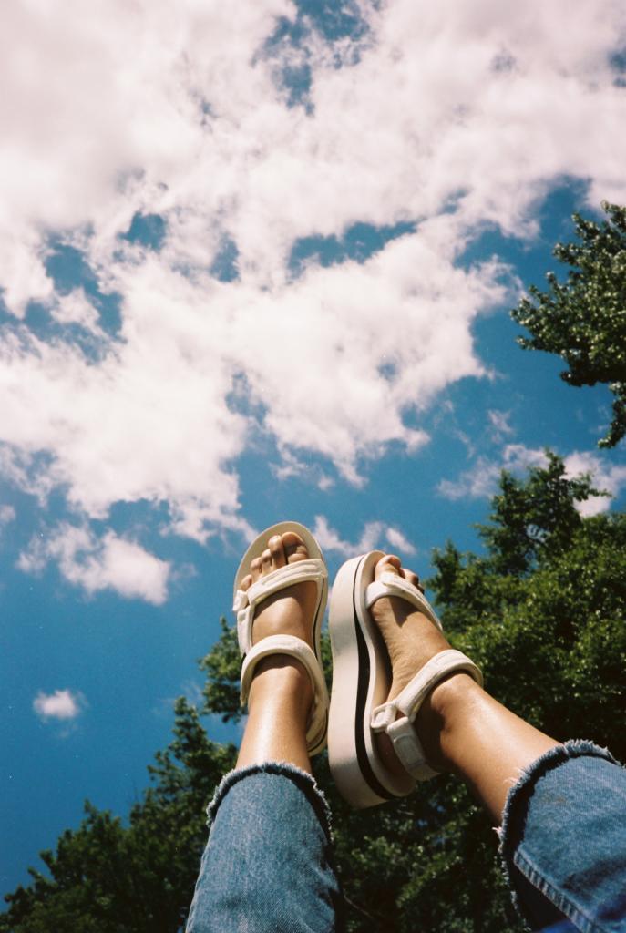 teva flatform mesh
