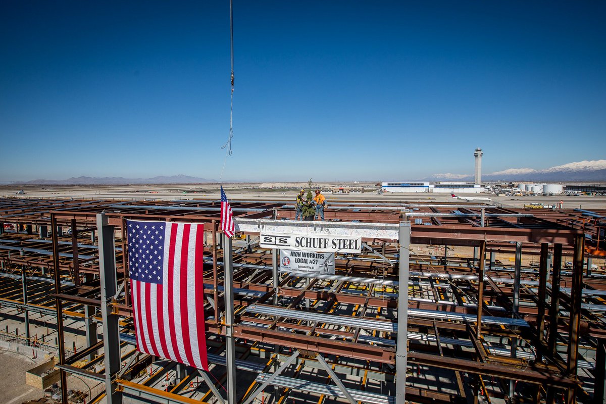 MountainCrane's tweet photo. SLC International Airport Topping out Ceremony! #SLCairport #Utah #LR1300 #Liebherr #Craneoperators #Toppingout #Airport #Congratulations #thenewSLC #Schuffsteel #steel #SaltLakeInternationalairport #Mountain #PROUD 🚧✈️🛫 https://t.co/kDga4AltmL