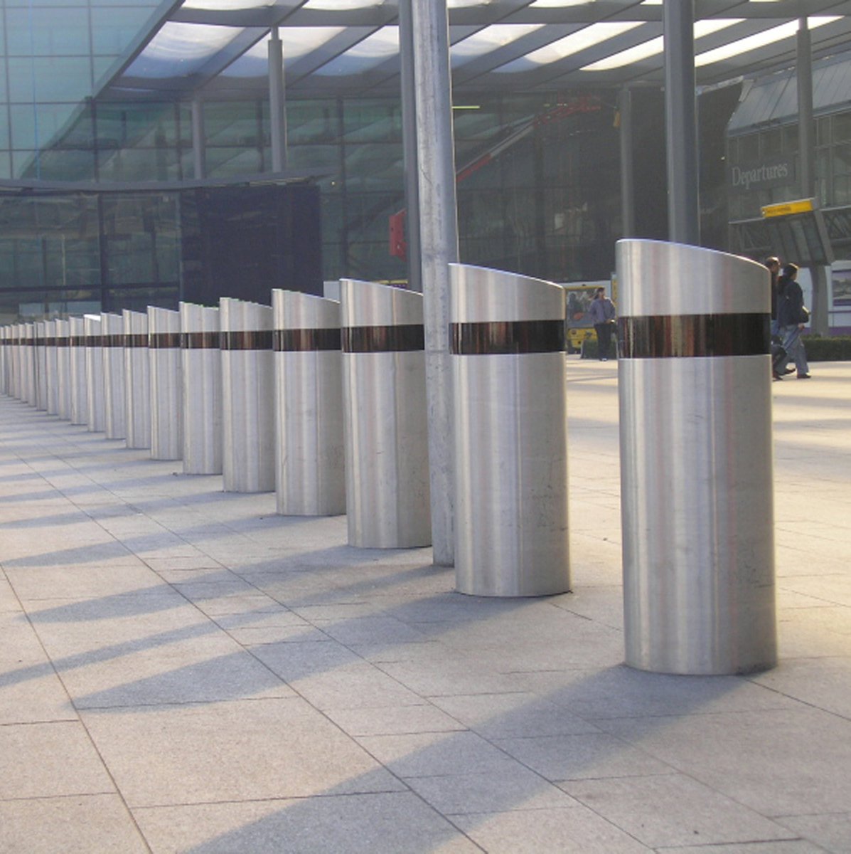 Breezemount1's tweet photo. Irish distributors for market leaders @ATGACCESS we offer a huge range of #ImpactTested #Bollards in a multitude of finishes, that provide maximum protection from wayward vehicles in urban areas. Protecting places & people, We Supply, Install & Maintain enquirenow@breezemount.net https://t.co/d576qGiUv1