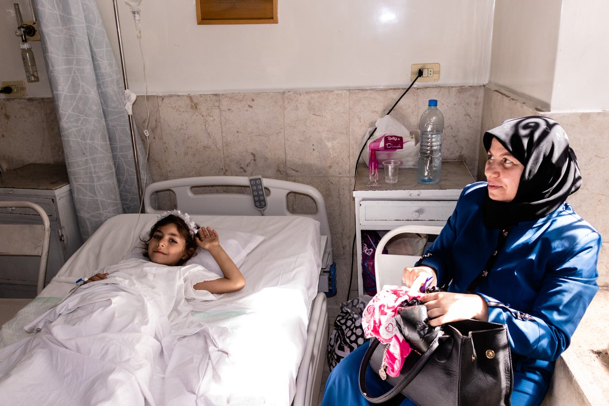 FondazioneAVSI's tweet photo. Oggi il @sole24ore parla di come traduciamo in fatti concreti gli obiettivi di Agenda2030 come nel caso del progetto #OspedaliAperti in #Siria che punta a fornire 50.000 cure gratuite a #Damasco e #Aleppo. 
Con @MariaRicci1983 e @DeGasperiFond :
https://t.co/92LekusdVp https://t.co/l1udCrAsmg