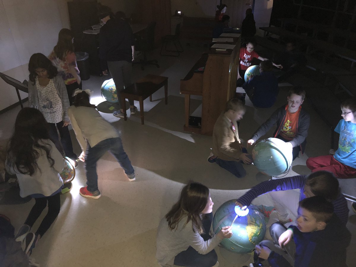 MrSpicerTweets's tweet photo. Diving into inquiry today with the Sun, Moon, and Earth. Digging into the eclipse phenomenon! #CreativeInnovator #ComplexThinker #ProblemSolver #HeritageLearn #SASCompass https://t.co/75NZMnzrvc