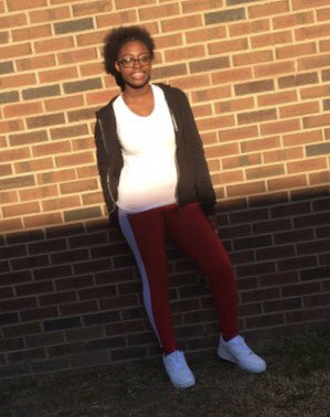 GladysJohnson03's tweet photo. More Ladies of G.R.A.C.E. Spotlights for Womens’s History Month. Meet Meeya-Freshman, @WestoverMSP ‘Platinum Jewels’💎 dance team, 🎺 player & 📣 manager. she’s aspiring math teacher👩🏽🏫 & dance instructor 💃🏾 #GirlsRepresenting #AllAround #ClassandExcellence @WestoverHS @shecamp7 https://t.co/hfg3Kj09S8