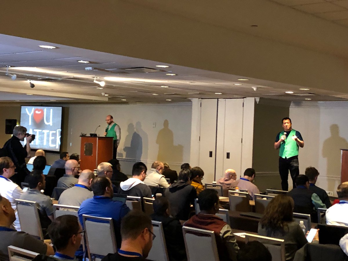 franck_sidi's tweet image. You matter, analytics at scale, #parallelsystems with @Greenplum with @jstok and @NovickGreenplum at @PostgreSQL conference in New York. Full room