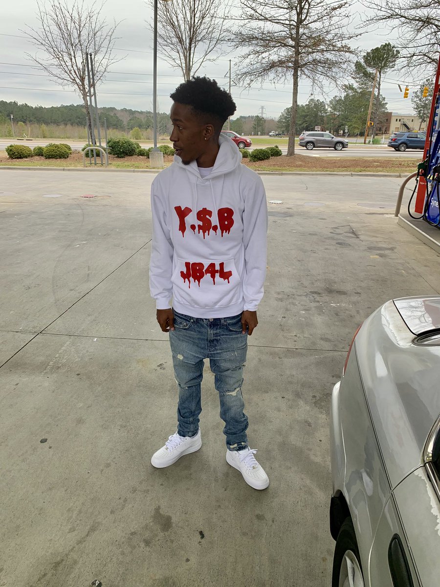 Youngsunnyboy_'s tweet photo. Real is Rare so I rarely fuck wit niggaz ๐ฏ #MHG #LLShaQ https://t.co/n1NbqoYHQg