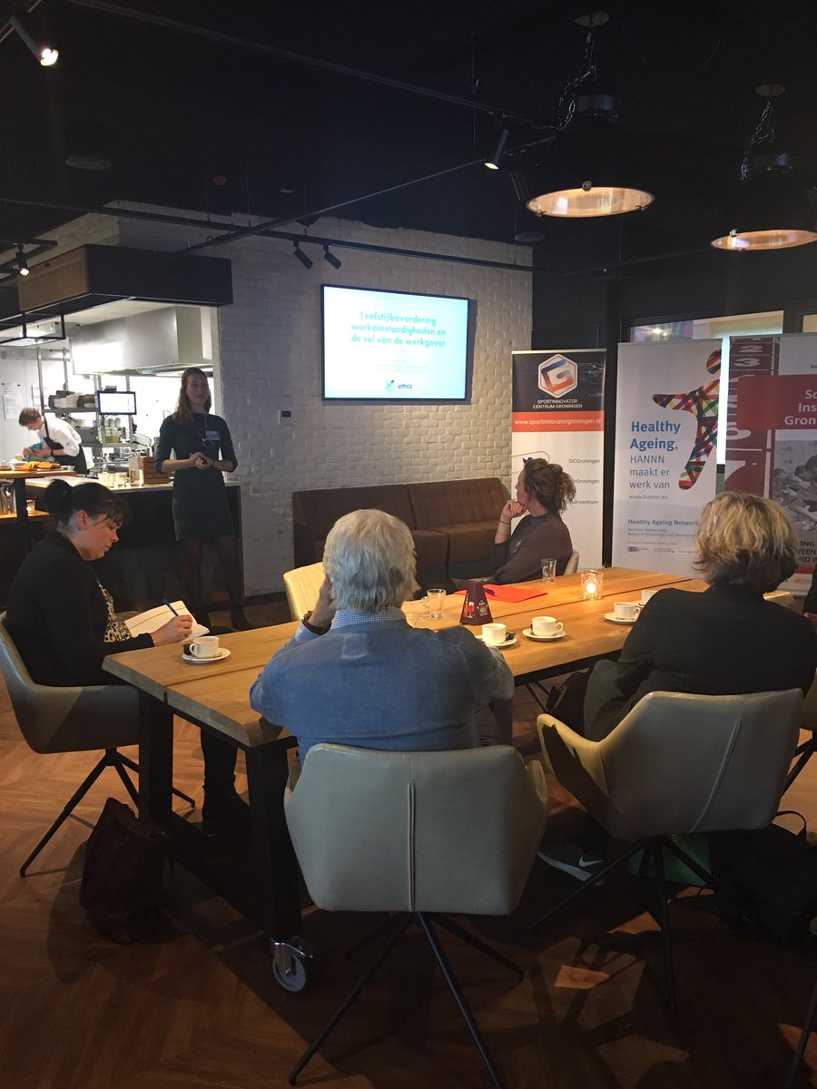 SICGroningen's tweet photo. Inmiddels geeft Patricia Ots (@UMCG) een zeer interessante presentatie over Werkomstandigheden en de rol van de werkgever! #Rookvrijegeneratie #Bewegenopdewerkvloer https://t.co/9z7fyOdNq2