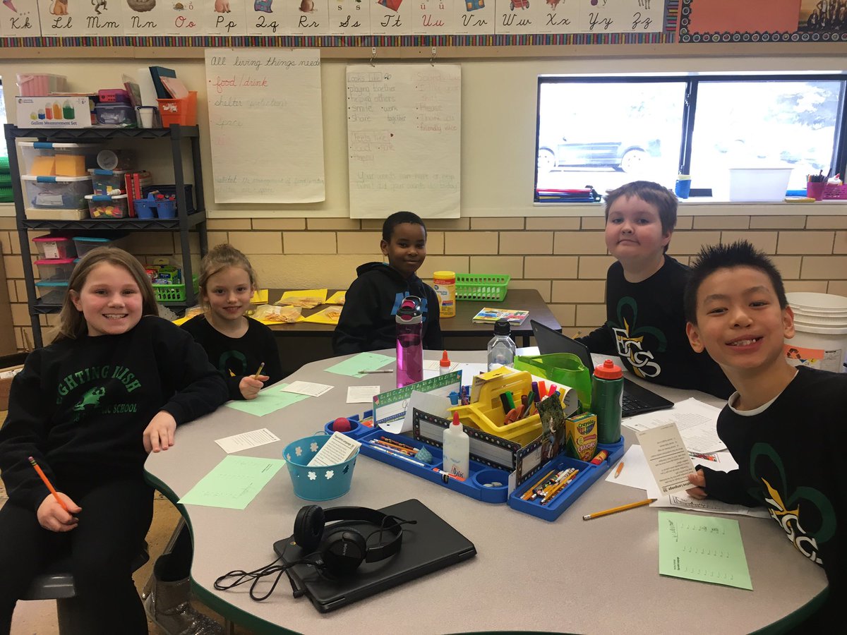 SCCatholicSuper's tweet photo. Emmetsburg Catholic School visit today.  KG “digging” for sight words, 3rd grade working with figurative language, 5th/6th building roller coasters! https://t.co/fPs3RZZGad