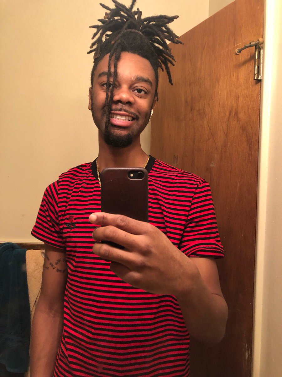 thatskinnydude8's tweet photo. My dread journey has been amazing so far. #dreadheadtwitter https://t.co/kA1h0Z8Oo8