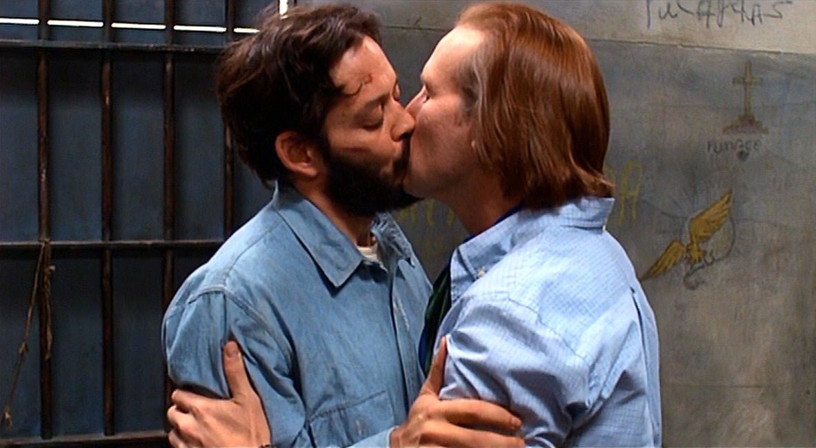 Happy birthday William Hurt, here kissing Raul Julia in my favorite film of theirs, Kiss of the Spider Woman. 