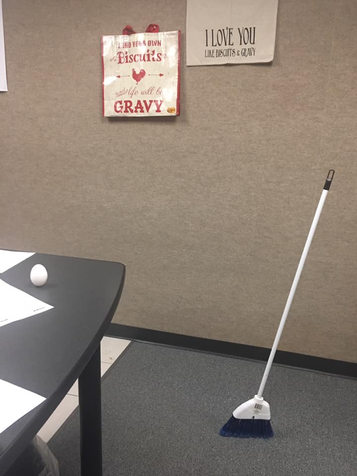 SummerStevens3's tweet photo. Springtime! Did you know you can balance a broom and an egg on its end today? Science? Witchcraft? Earth rotation? #WeirdstuffButTrue https://t.co/DzRhhtecgu
