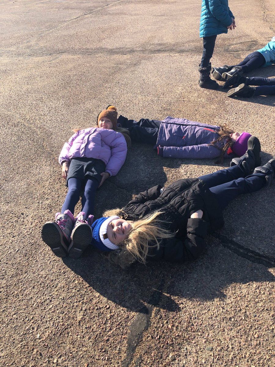 stmichaelsd's tweet photo. 4th graders working on Geometry outside!!! #outdoormathclass #weloveourschool #ilovesfcs https://t.co/W7fWj2Nw50