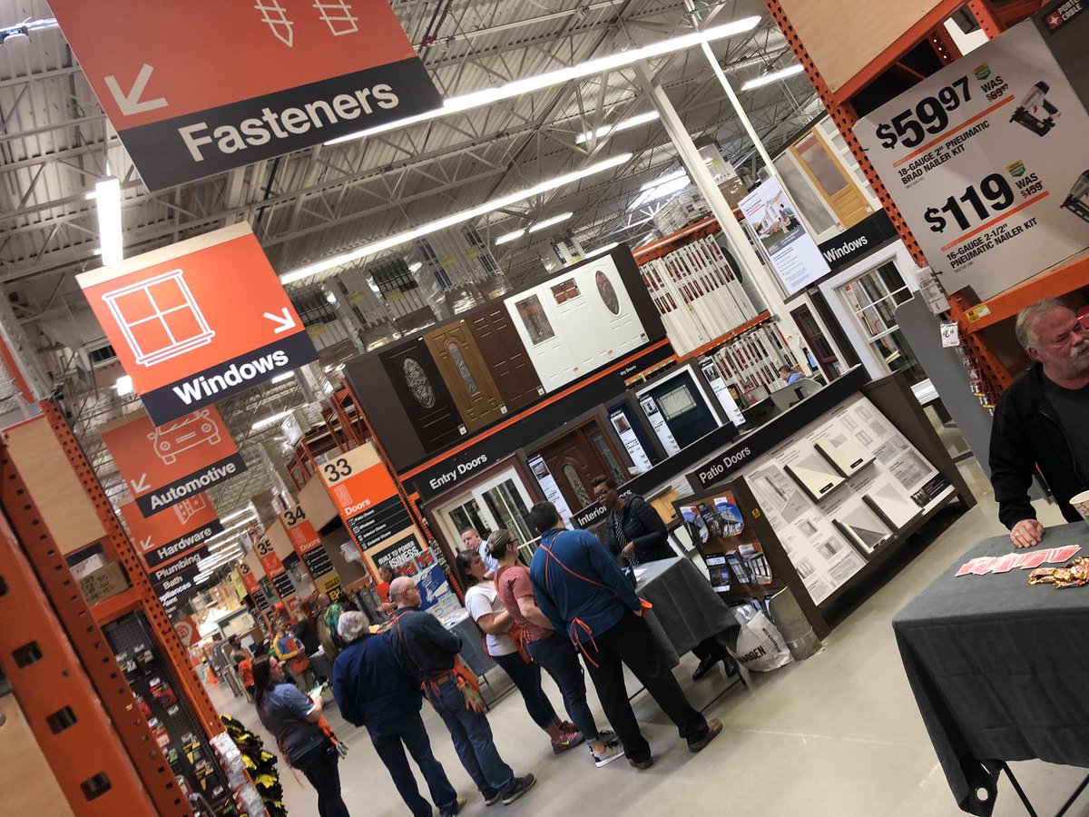 Dustinpfinch's tweet photo. West Wichita Home Depot “blowing it up” with Home services events!  @THDTHEHODGE @DanielMooreTHD @JohnnyTBush @CampSweenScott https://t.co/PsHIlNtVrM