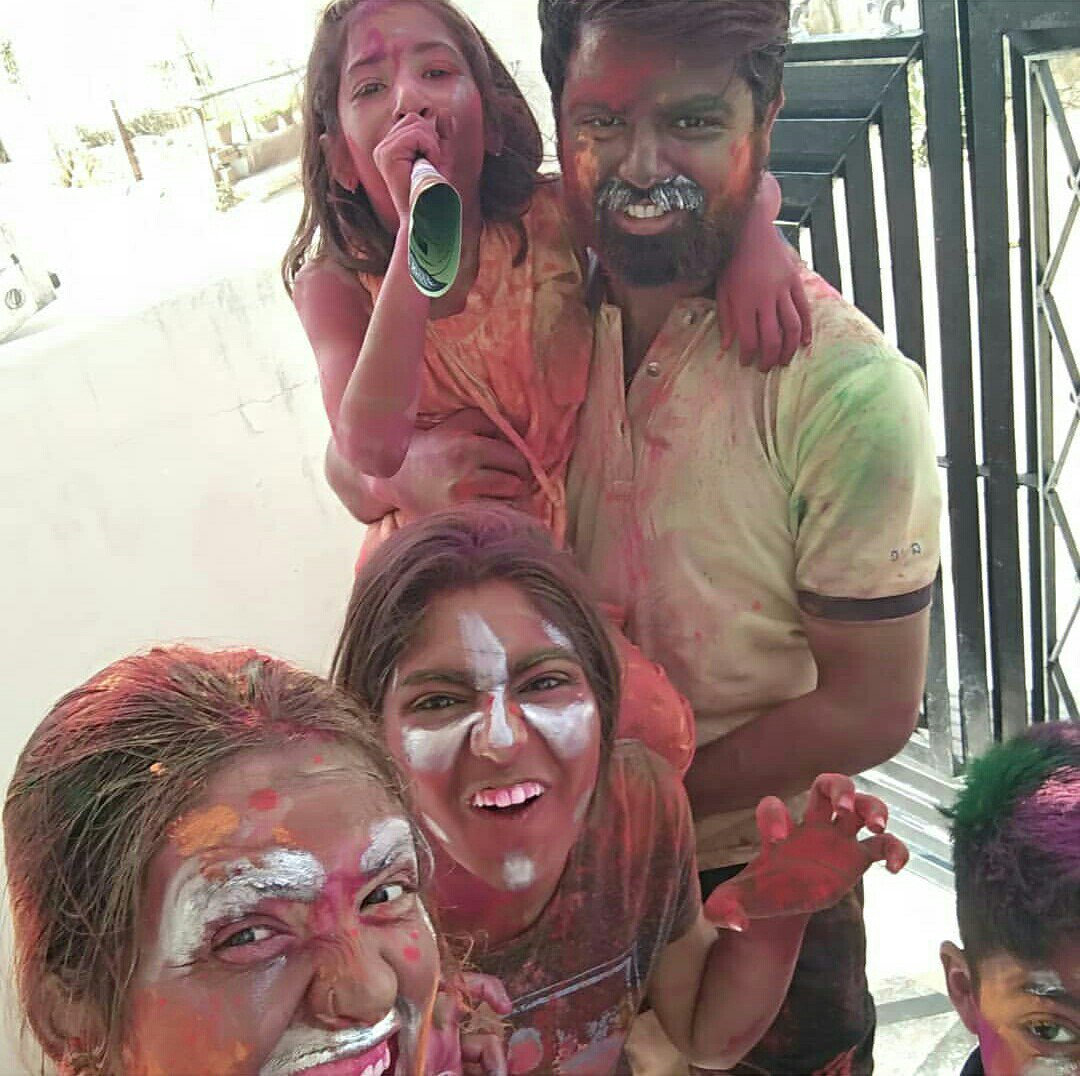 narpatsing826's tweet photo. @MBDAlchemie Here Are My Colorful holi celebration With Friends and Family With Organic Gulaal ππΈπΉπ₯πΊπ»πΌπ·
No use of harmful colours and No wastage of water at all β€οΈ
#LetsPlayDryHoli π
#SaveWater #MBDScorewell #ScoreToSoar #SeasonsGreetings
Join π
@Luckynsr1
@ganesh
@piyu
@lokes https://t.co/UsJAmCc773