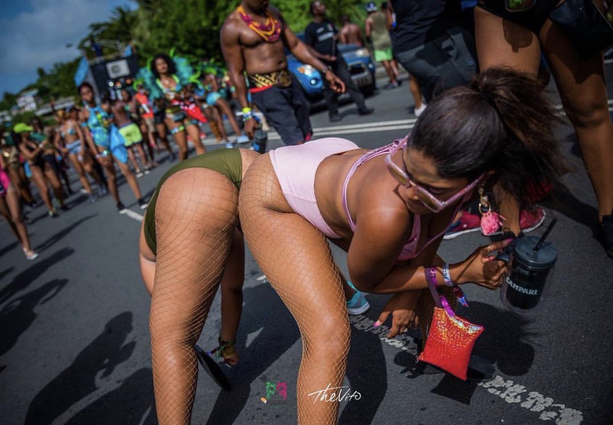 It’s HUMP Day 🥰🍑everyday on the road with @fuzionmas
.
.
COMMENT WHAT SONG YOU THINK PLAYING???
.
.
#pressed #pressedevents #trinidadcarnival2019 #bermudacarnival2019 #ubersoca2019 #fuzionmas #stluciacarnival2019 #soca #music #socaislife #caesarsarmy #antiguacarnival2019