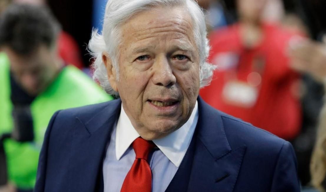 All-Texomaland (@alltexomaland) on Twitter photo Florida prosecutors offer to drop charges against <a href="/Patriots/">New England Patriots</a> owner #RobertKraft buff.ly/2TjAgyf Florida prosecutors offer to drop charges against <a href="/Patriots/">New England Patriots</a> owner #RobertKraft buff.ly/2TjAgyf