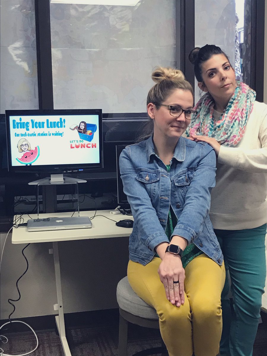 Learn_AndGo's tweet image. Tech-tastic station is ready! @FriscoHHSCoyote come see us for lunch or whenever! @coyote_library and I are ready to support you! #notechnoproblem #innovateyourgame  @HHS_Principal @FriscoISDTech