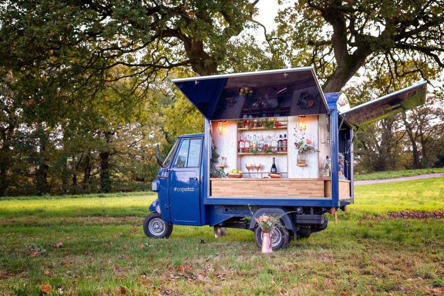 CopaFizz's tweet photo. Spring might just be round the corner, fancy the best Lancashire G&TsπΈfrom Gino at your home or workplace ? #mobileGinbar #lancashire #preston #northwest #fizzvan #partyideas.
RT please. https://t.co/7QTsPI9xJU