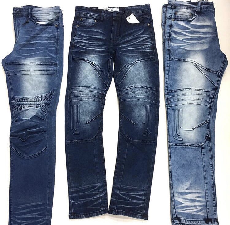 djtrizzytrip's tweet photo. #JEANS RS1 GENUINE #BRANDING🔥
Hoodie ❗️ Worldwide shipping 🌍orders available Or Pull up ,ShopGoCrazy (address and hours in bio)
•
•
The EndlessWay ❗️
#fashion #streetwear #EndlessRacks #trackpants #END #styleyourself #trendy #colors @SkyHighFashions https://t.co/omAFOQfi0J