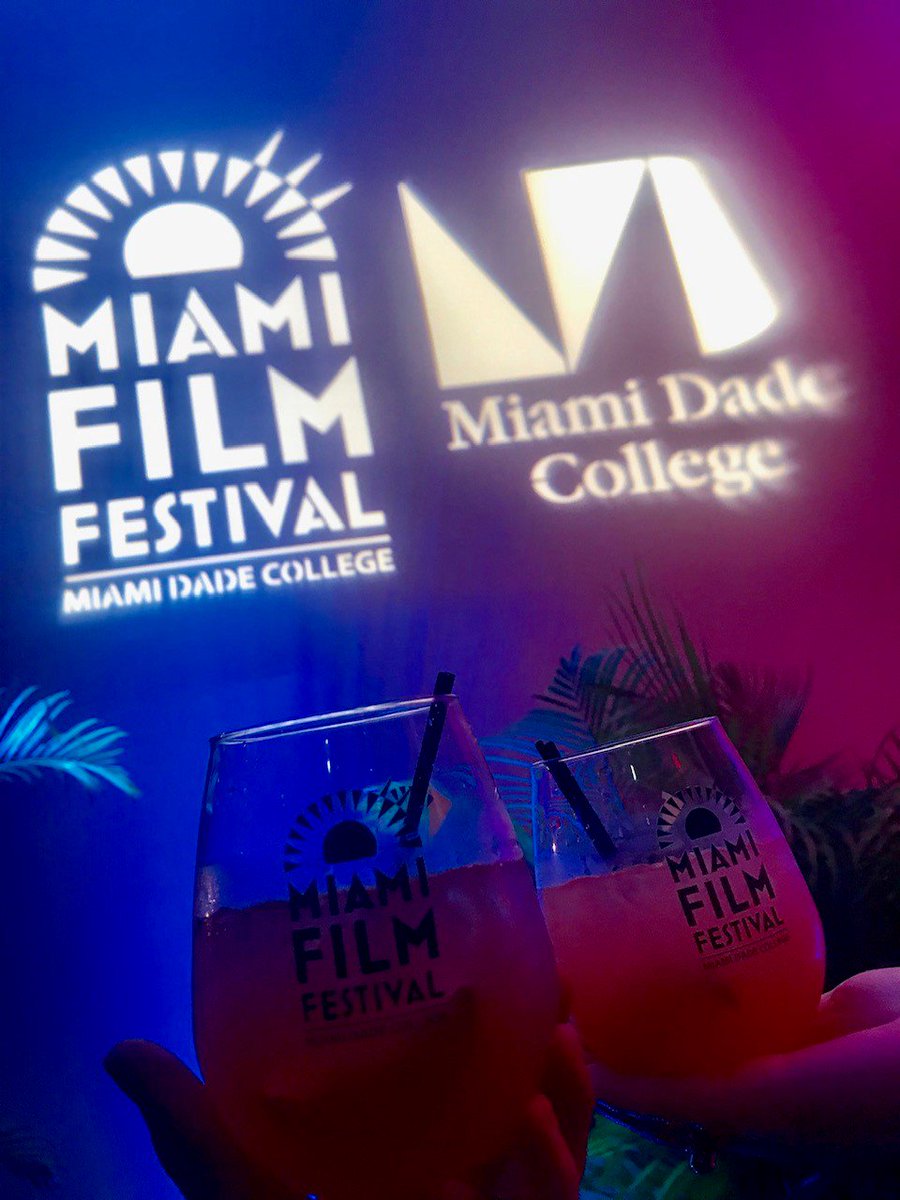 MiamiFilmFest's tweet photo. Thanks to #MiamiFF 2019 sponsor #TOSSWARE for providing us with upscale disposable glasses for wine & cocktails. Their mission is to save the Earth one disposable cup at a time by creating products that also promote sustainable lifestyles. Learn more at https://t.co/1FQ0KkCWQ9 https://t.co/WtTcovEGIx