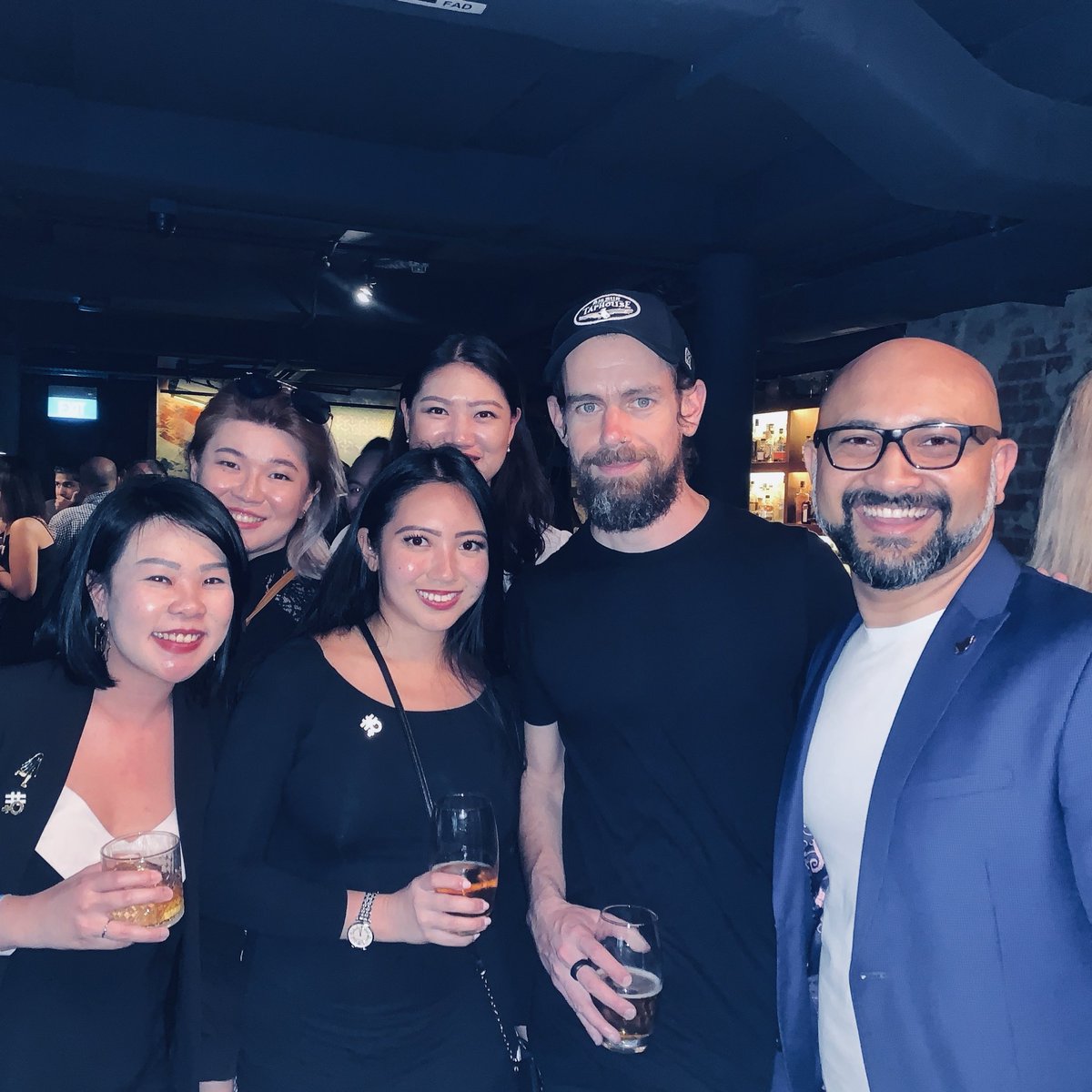 shouvikpm's tweet photo. #TweetandChill with @jack n the #GoAllIn team of @GolinSG #client #ProgressivePR #Tweeptour https://t.co/rmJ1NJLndt