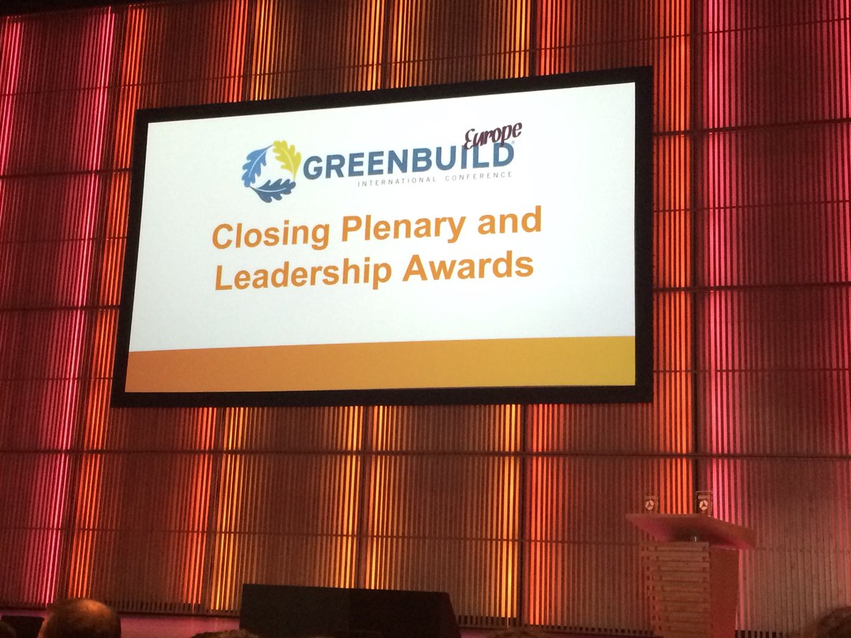 CarolineCalmels's tweet photo. @henkovink « water is at the heart of green buildings, and key to consider for resilience in cities » #GreenbuildEurope. this Friday is water international day, isn’t it? 💧 https://t.co/SNB6lGM4c1