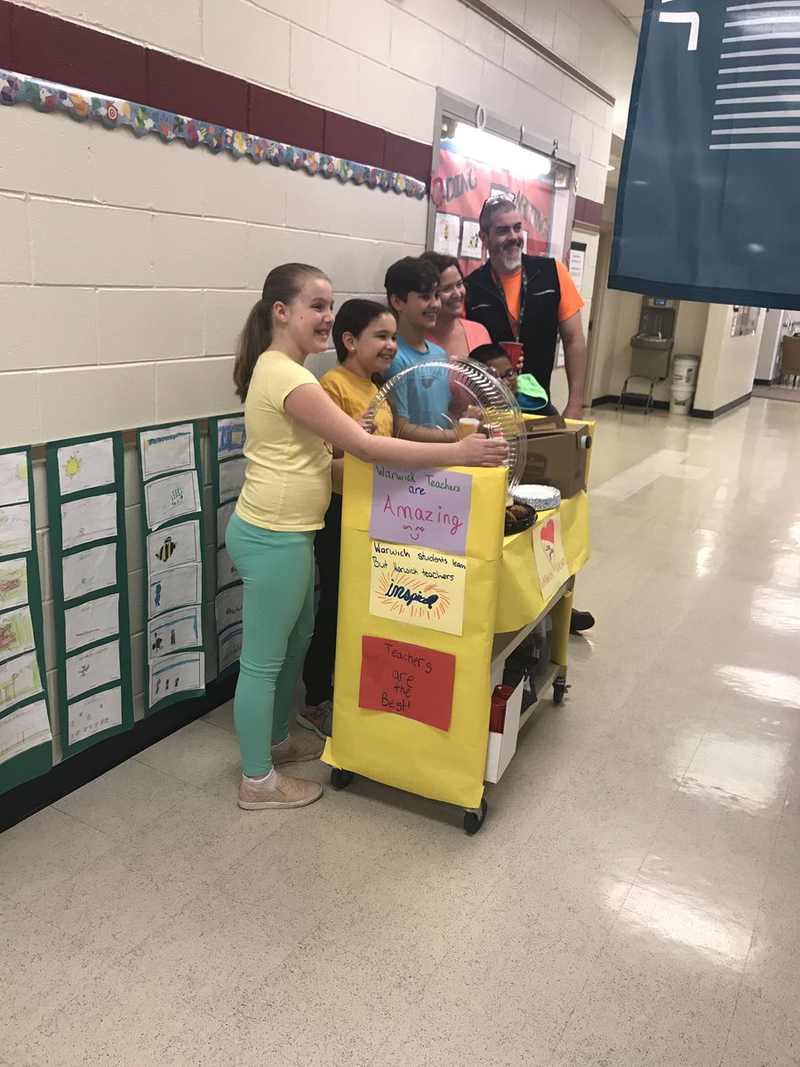 Students  <a href="/CBWarwickElem/">Warwick Elementary School CBSD</a> are celebrating kindness &amp; diversity all week!  This morning they surprised staff with a kindness cart of treats!  #thankswawa #Kindnessmatters