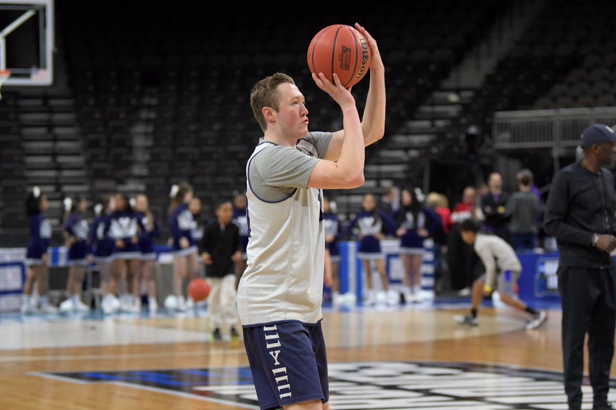 YaleMBasketball tweet picture