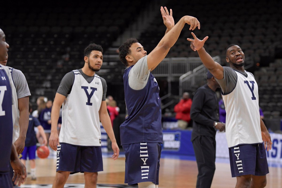 YaleMBasketball tweet picture