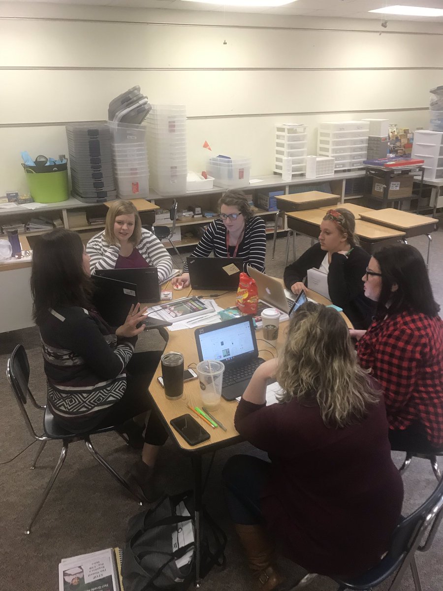 Slater_Curtis_'s tweet photo. Thank You @TEFFLAFL for the grant to support all the @Jrwildcatsroar PLCs to work with @FLRANGERS Literacy Coaches! #flaspd #wyomingway @aimeejo80 @ms_held_teacher @mrs_roy_ @missduhamel https://t.co/jeVc1I35ni